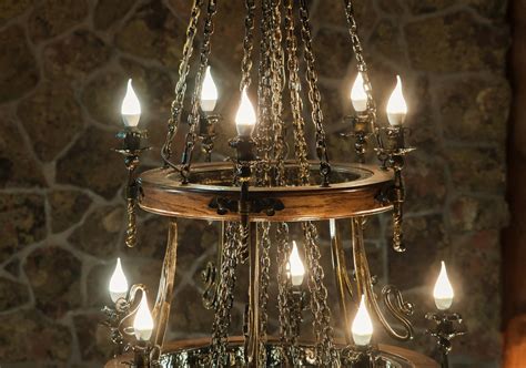Candelabro hierro Continuara.org