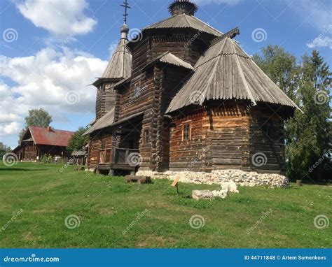 Casa granja madera Continuara.org