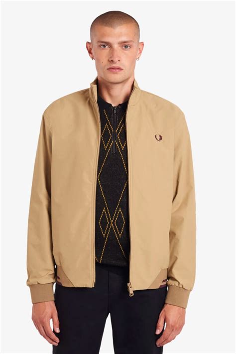 Cazadora fred perry Continuara.org