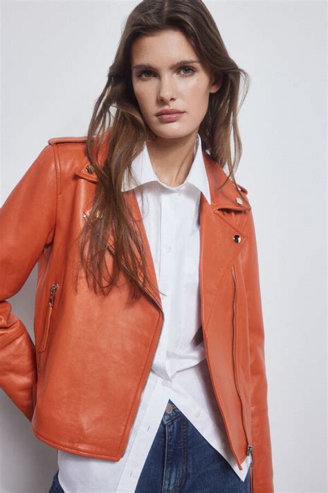Cazadora pedro hierro Continuara.org