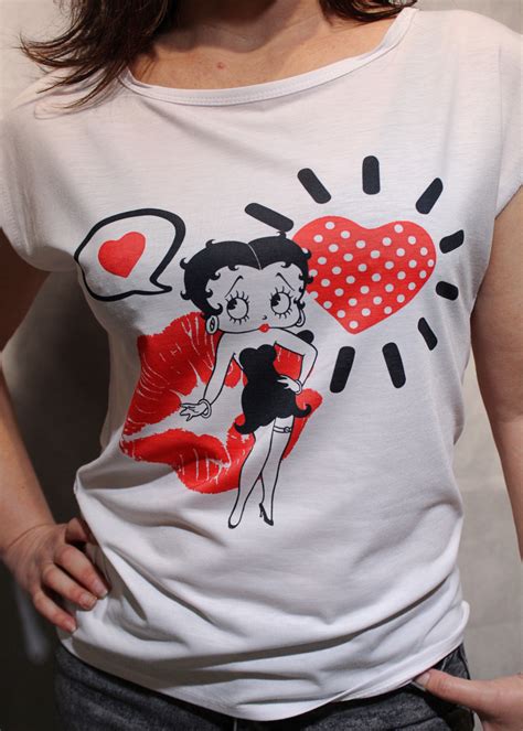 Cazadoras betty boop Continuara.org