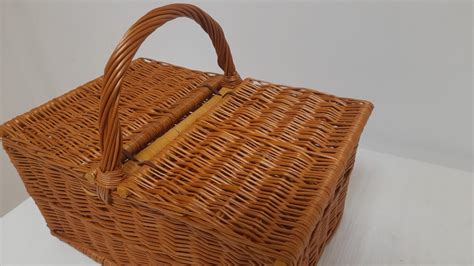 Cesta mimbre tapas Continuara.org