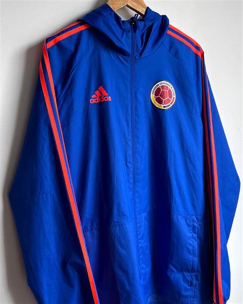 Chaqueta adidas nueva Continuara.org