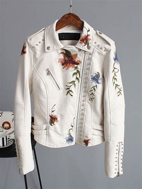 Chaqueta cuero blanca Continuara.org