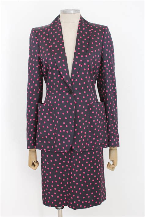 Chaqueta fucsia lunares Continuara.org