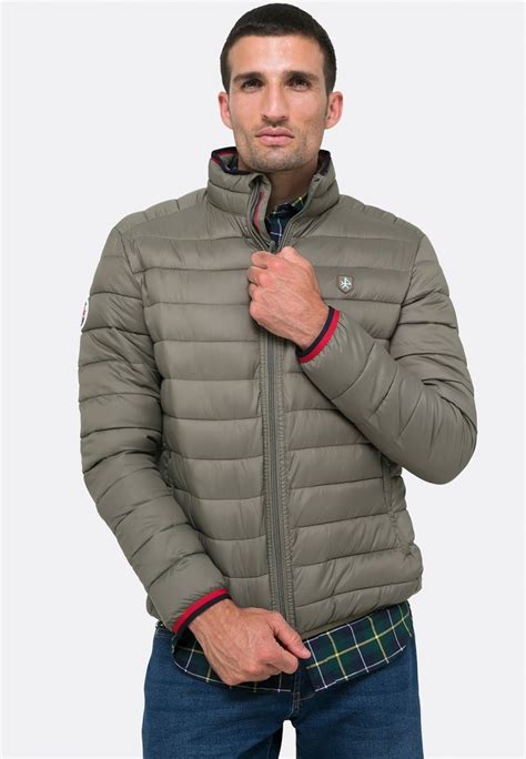 Chaqueta invierno valecuatro Continuara.org