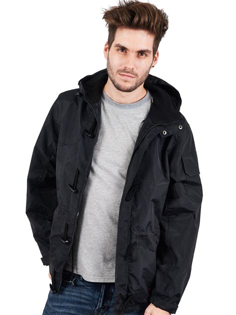Chaqueta negra impermeable Continuara.org