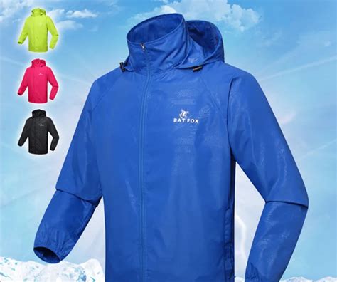 Chaqueta nueva impermeable Continuara.org