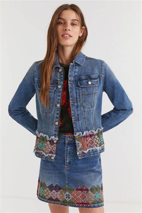 Chaqueta vaquera desigual Continuara.org