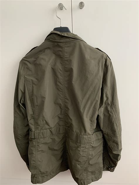 Chaquetas apenas uso Continuara.org