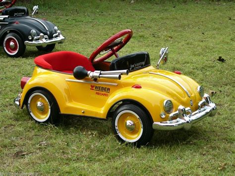 Coche cars pedales Continuara.org