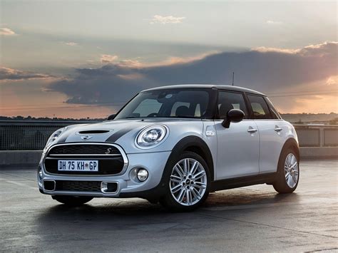 Coche mini cooper Continuara.org