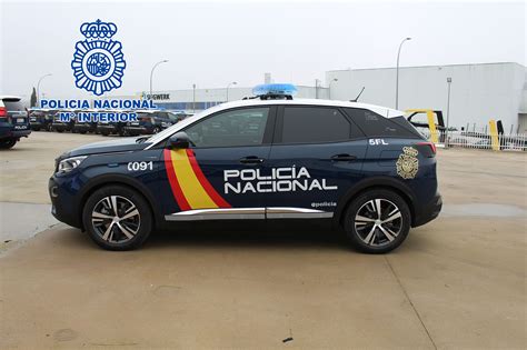 Coche vehiculo policia Continuara.org