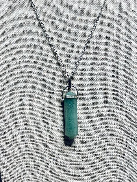 Collar colgante piedra Continuara.org