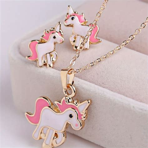 Collar pendientes unicornio Continuara.org