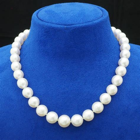 Collar perlas brillantes Continuara.org