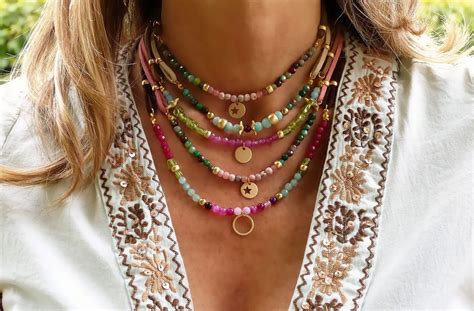 Collares piedras Continuara.org