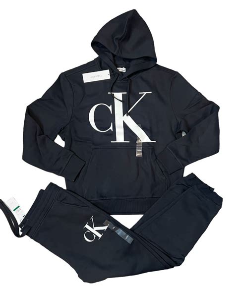 Conjunto deportivo calvin Continuara.org