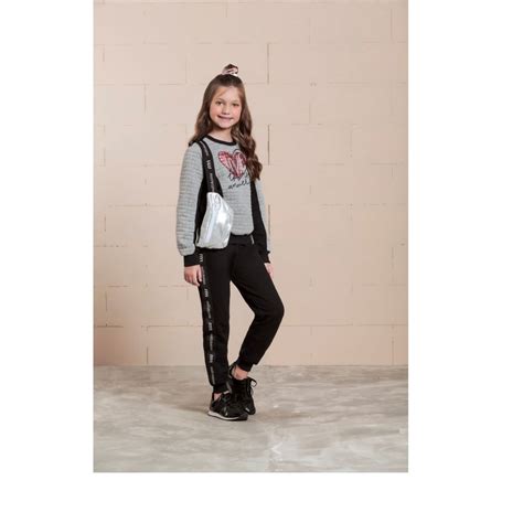 Conjunto love nina Continuara.org
