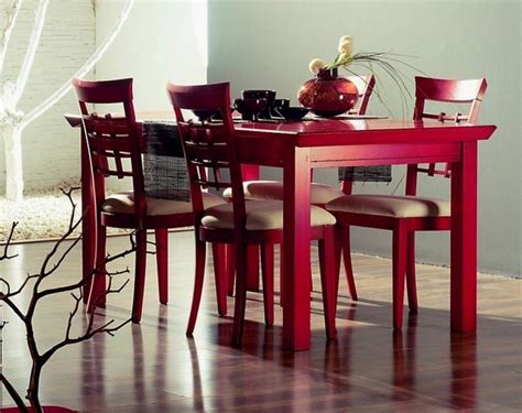 Conjunto sillas modelo Continuara.org