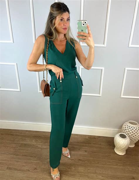 Conjunto verde Continuara.org