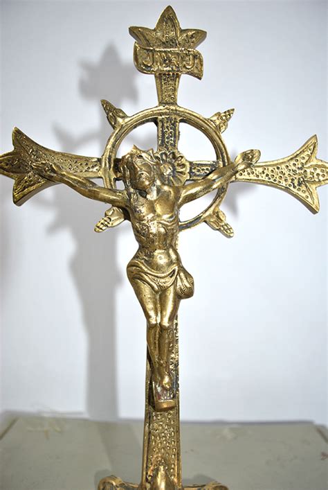 Crucifijo bronce Continuara.org