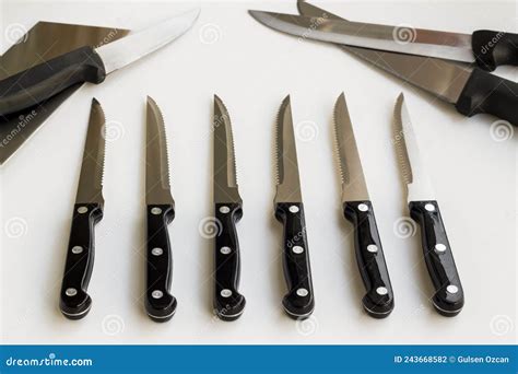 Cuchillos nuevos no Continuara.org