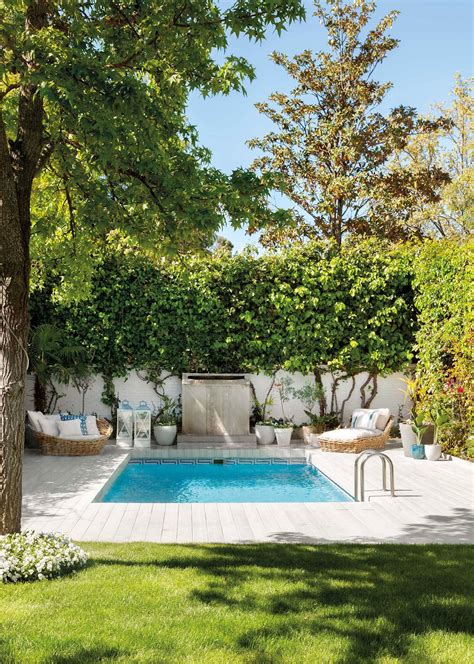 Decora jardin piscina Continuara.org