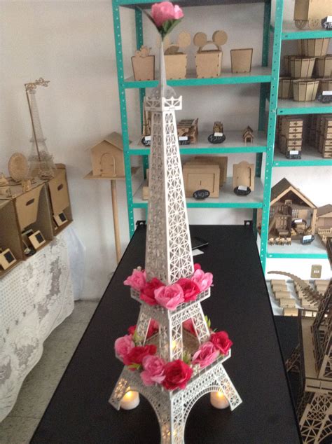 Decoracion torre eiffel Continuara.org
