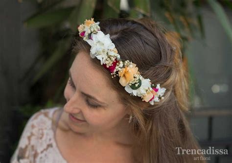 Diadema floral Continuara.org