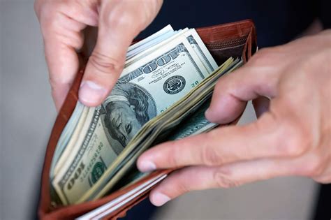 Dinero extra bares Continuara.org
