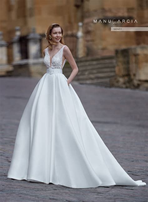 Disenadora vestidos novia Continuara.org