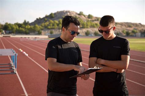 Entrenador atletismo Continuara.org