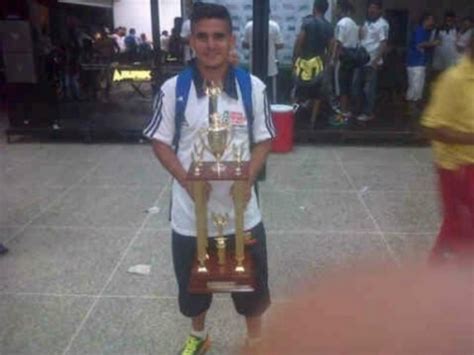 Entrenador futbol busco Continuara.org