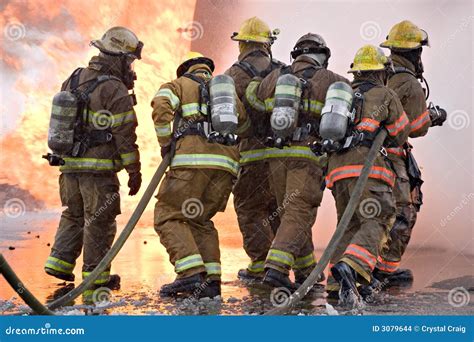 Equipo bomberos Continuara.org