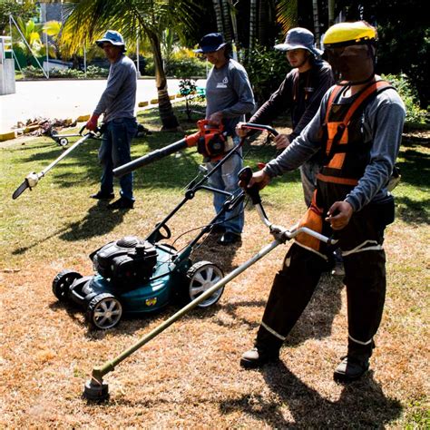 Equipo jardineros Continuara.org