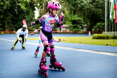 Equipo patinaje patines Continuara.org