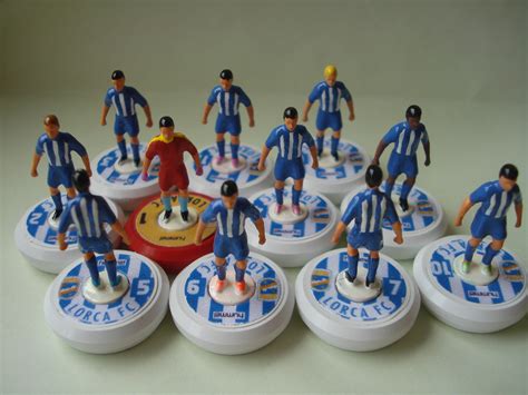 Equipos subbuteo Continuara.org