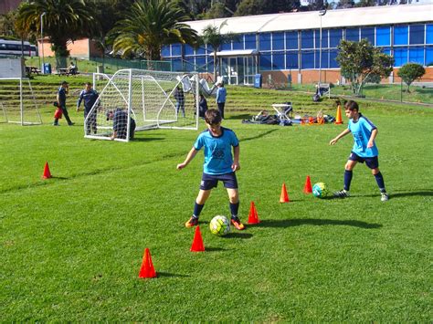 Escuela futbol Continuara.org