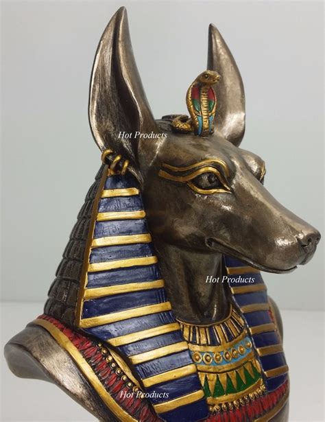 Escultura anubis Continuara.org