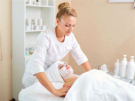 Esteticista profesional Continuara.org