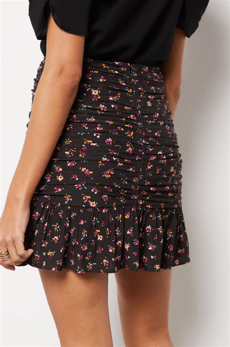 Falda corta estampado Continuara.org