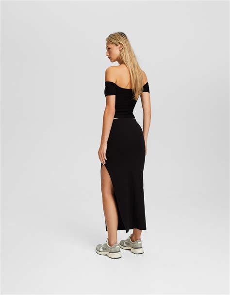 Falda negra bershka Continuara.org