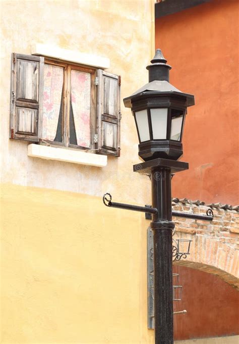 Farol antiguo vintage Continuara.org