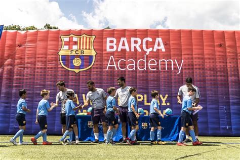 Fc barcelona camp Continuara.org