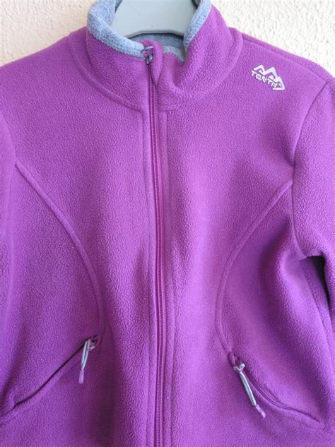 Forro polar morado Continuara.org