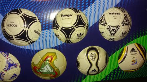 Futbol coleccion balones Continuara.org