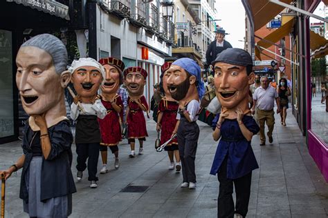 Gigante fiestas Continuara.org
