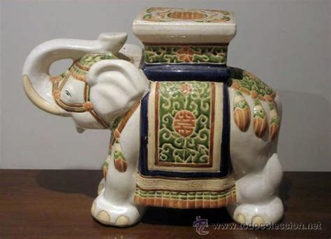 Gran elefante ceramica Continuara.org