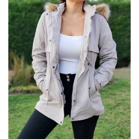 Hermosa chaqueta piel Continuara.org